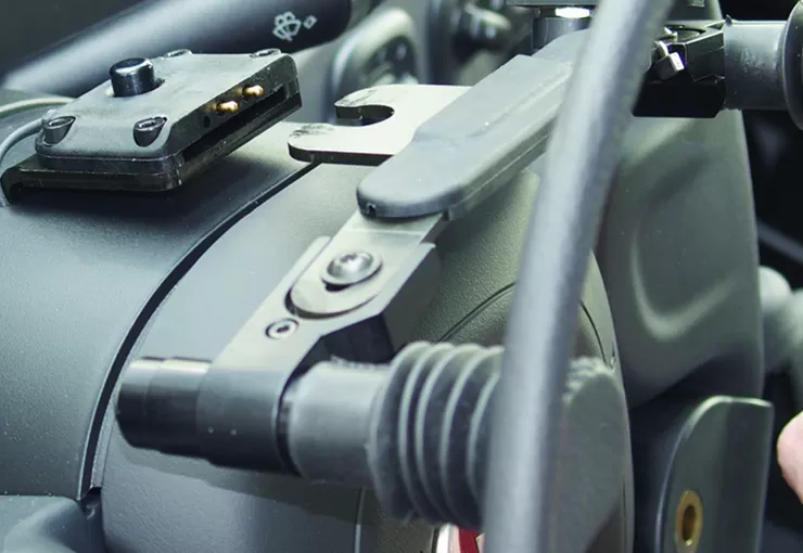 906gv-push-to-turn-steering-wheel-acceleration-ring-3.jpg