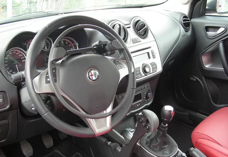 906gv-push-to-turn-steering-wheel-acceleration-ring-4.jpg