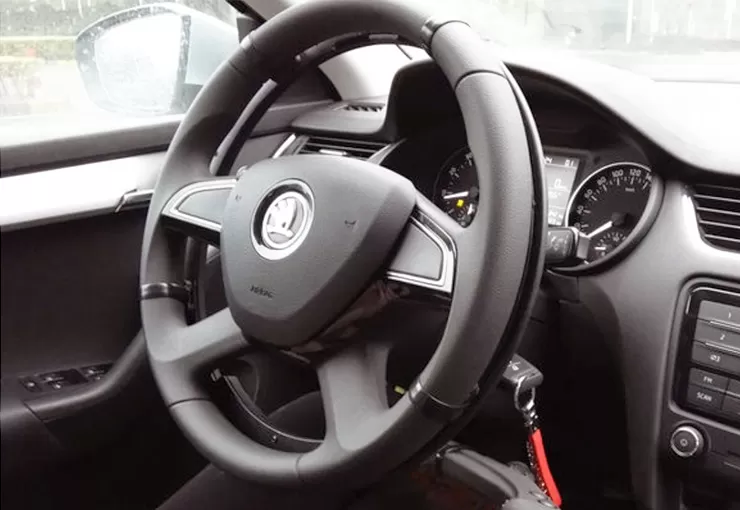 916r-steering-wheel-throttle-acceleration-ring-3.jpg