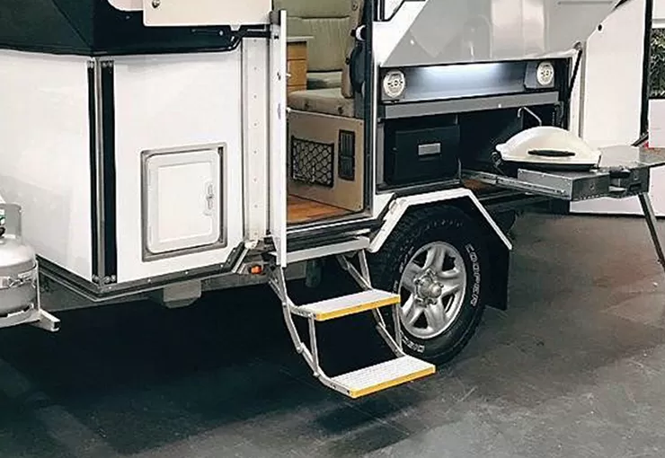 es-f-d-series-electric-double-folding-step-1.jpg
