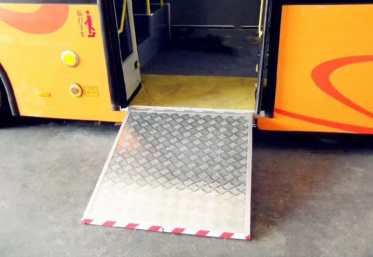 ewr-l-electric-wheelchair-ramp-3.jpg
