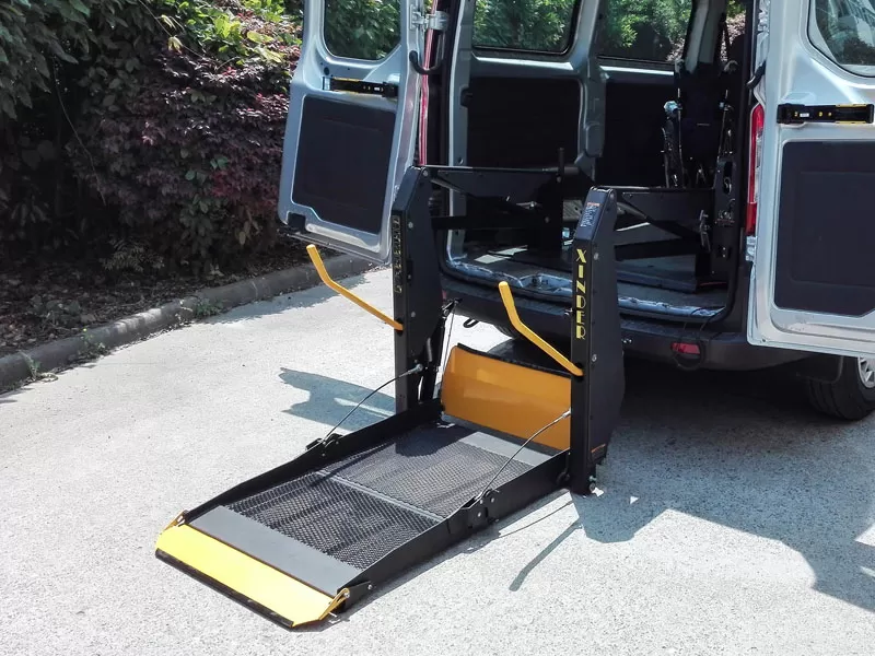 How Lift Help Wheelchair Users Travel?