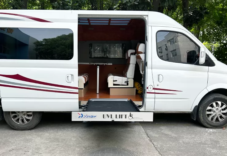 mini-uvl-wheelchair-lift-5.jpg