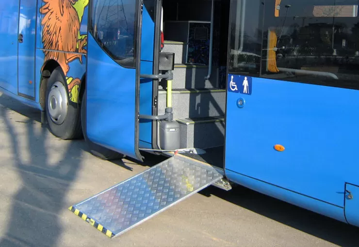mwr-v-manual-wheelchair-ramp-4.jpg