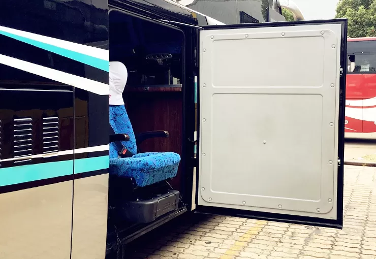seat-lift-for-bus-and-coach-2.jpg