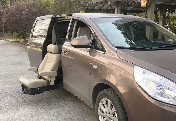 slift-pro-v1-swivel-seat-3.jpg