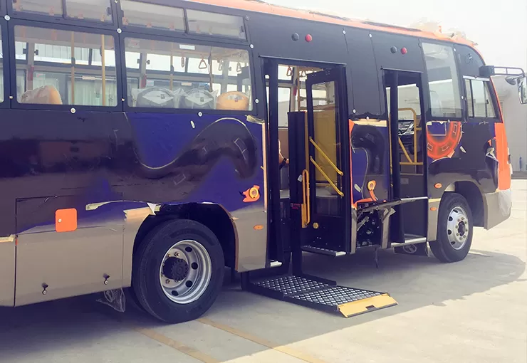 step-b-1200-wheelchair-lift-semi-automatic-4.jpg