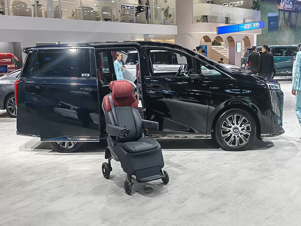 Trumpchi E9 Technology Care Edition Debuts at Beijing Auto Show