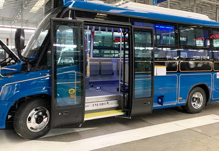UVL-700/1300 Wheelchair Lift (In Bus Step)