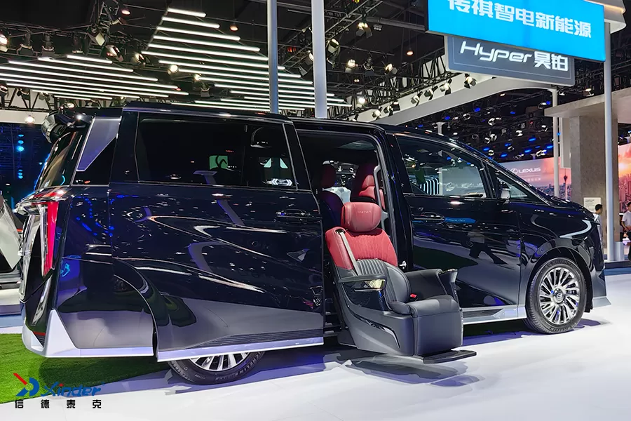 which-car-is-suitable-for-swivel-seats-5.jpg