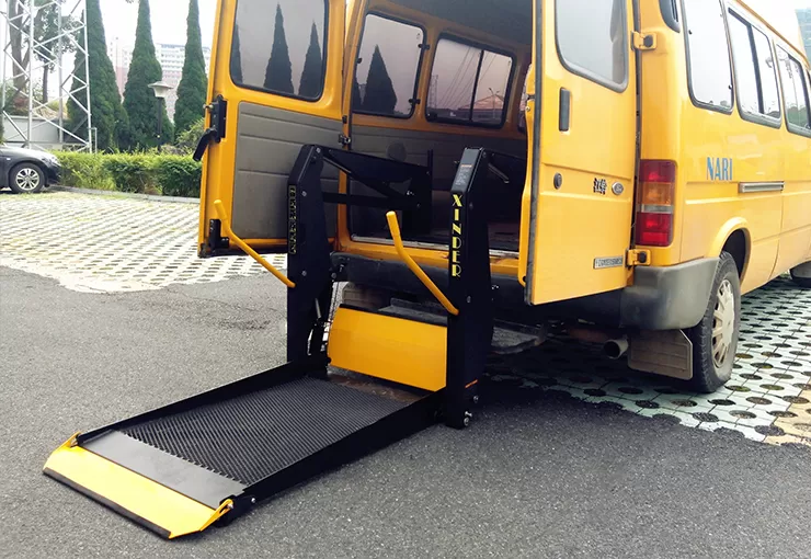 wl-d-880-wheelchair-lift-5.jpg
