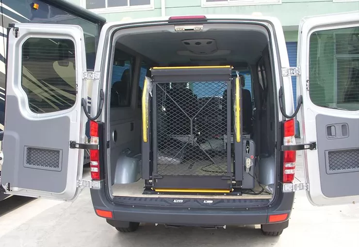 wl-d-880-wheelchair-lift-6.jpg