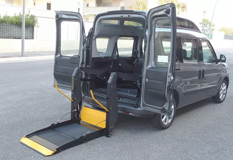 wl-d-880u-wheelchair-lift-6.jpg