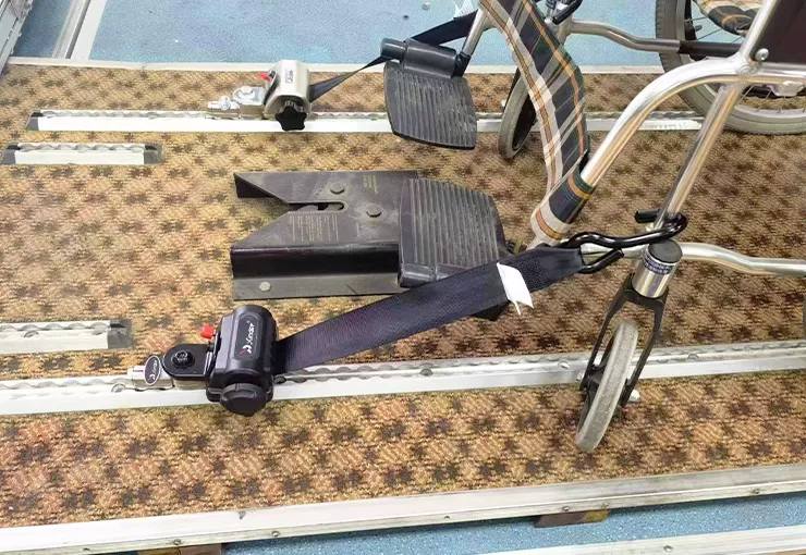x-801-1-wheelchair-restraint-system-11.jpg