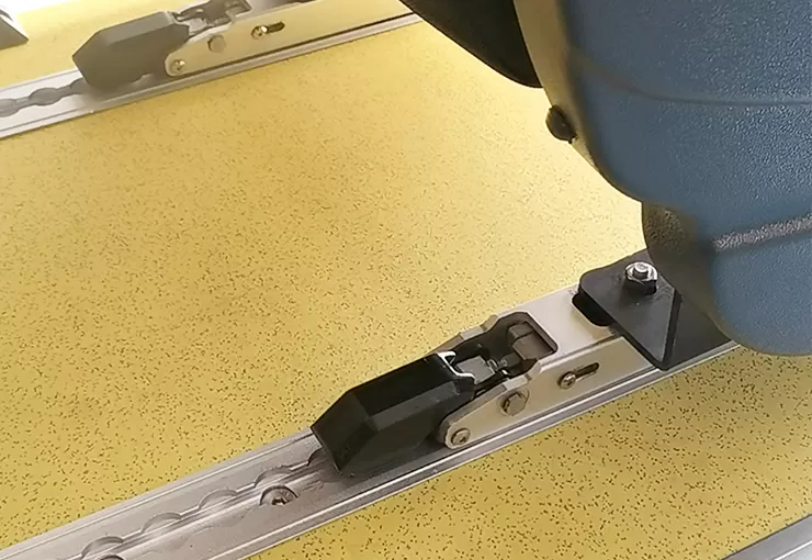 x-804-seat-fixing-system-6.jpg