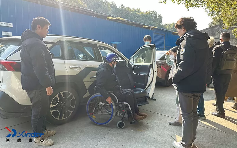 xinder-tech-launched-an-activity-for-people-with-disabilities-to-experience-welfare-seats-3.jpg